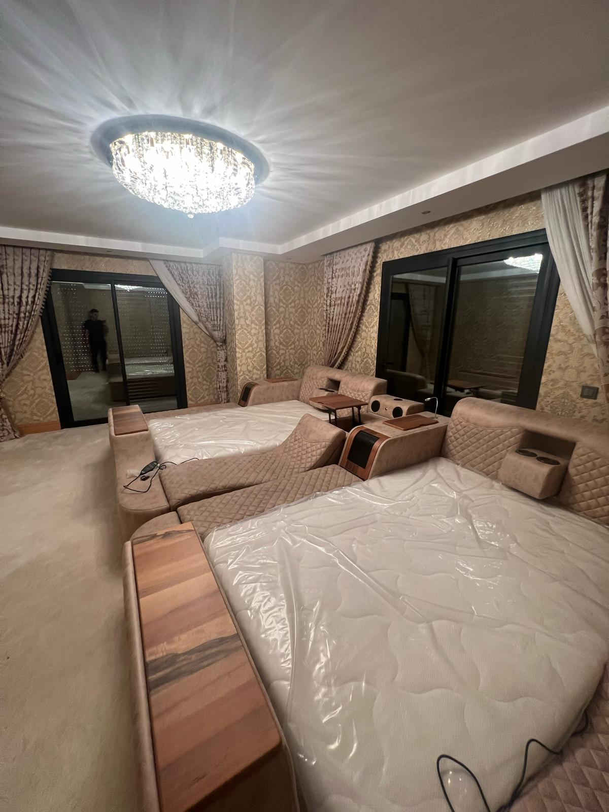 Villa E classical dining room in Beylikdüzü premium residence